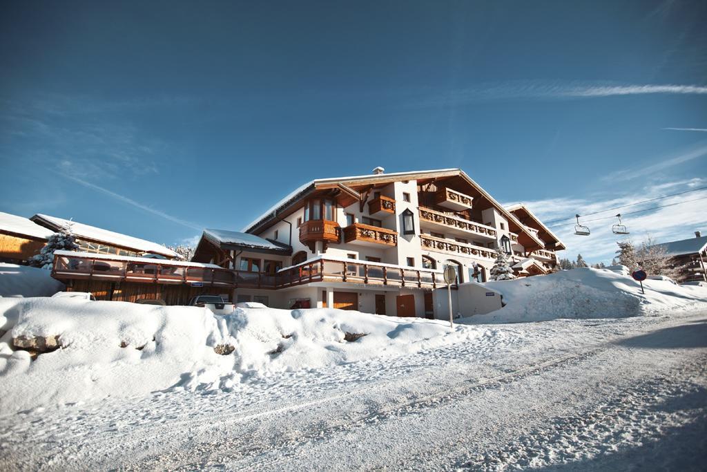 Le Calgary Hotel Les Saisies Exterior photo